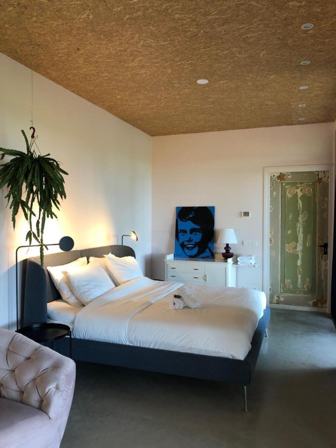 B And Be Happy Friesland Lioessens Extérieur photo